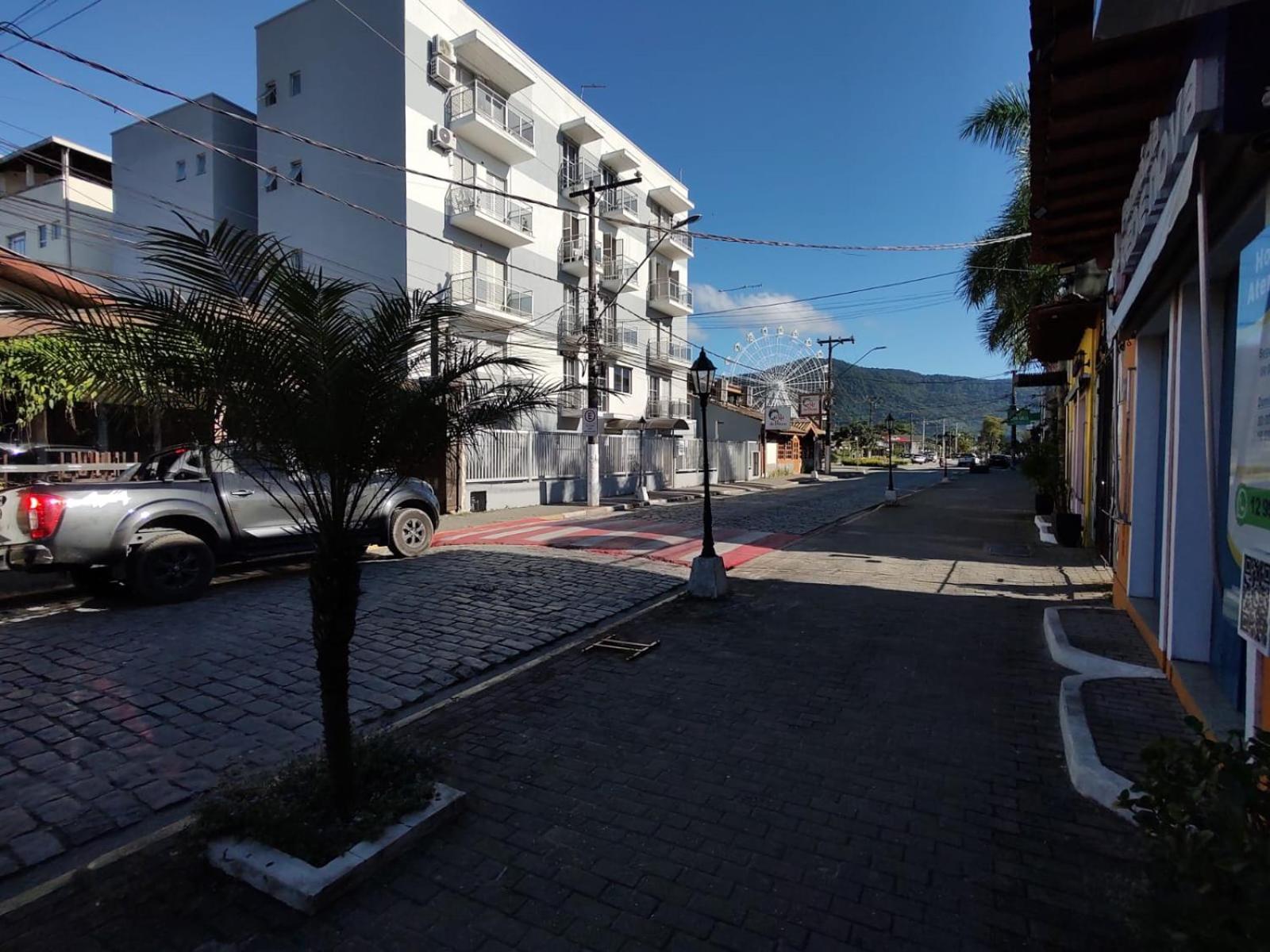 Agito E Sossego Na Rua Mais Charmosa De Ubatuba Pelo Google Exterior photo